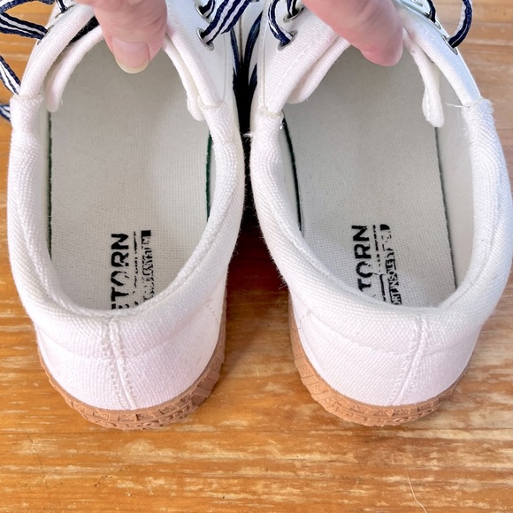 Tretorn Nylite Plus Canvas Women’s Sneaker - Picture 12 of 15